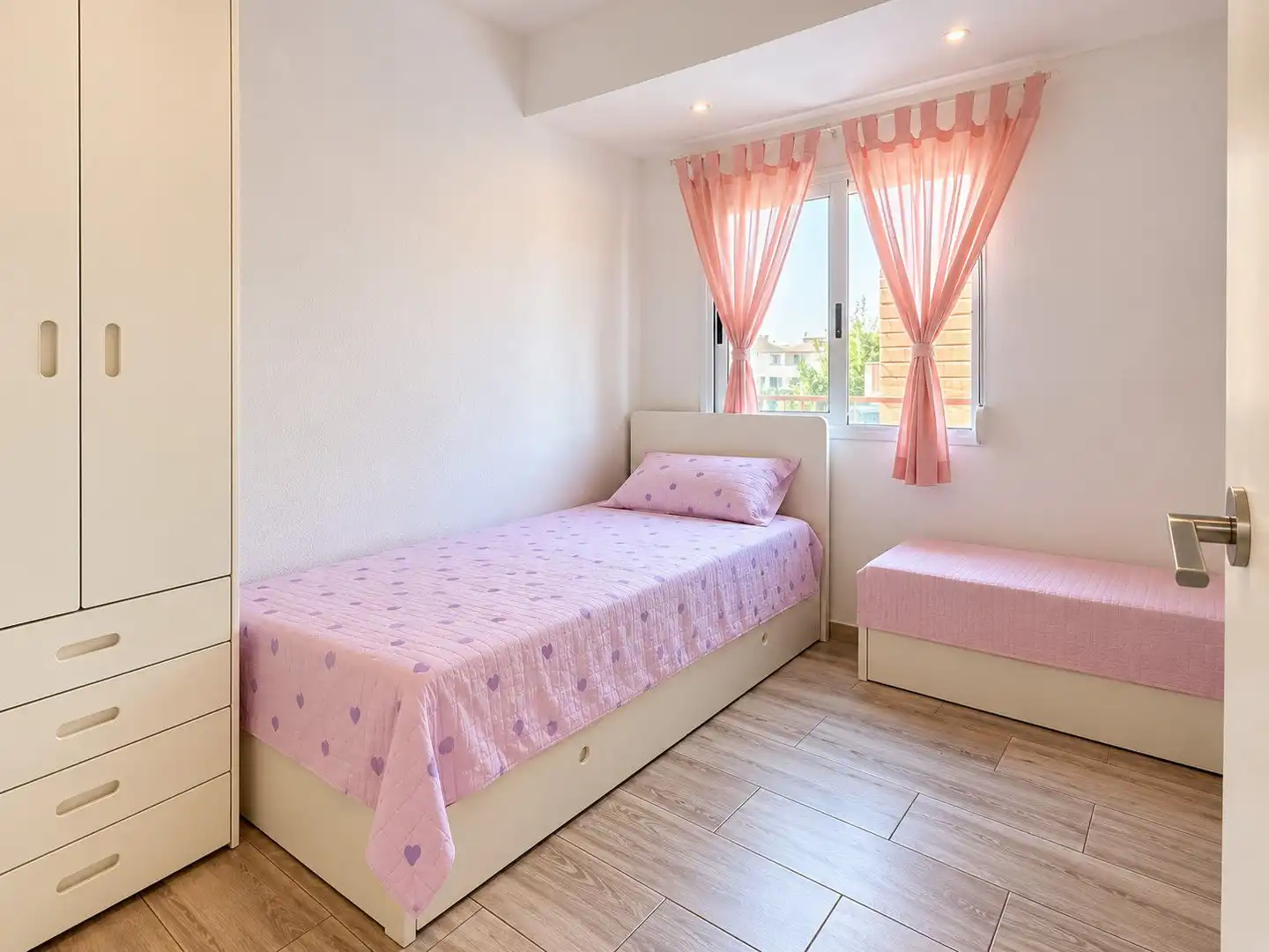 Wohnung mit Terrasse zum Verkauf in Pobles del Sud, imagen 4