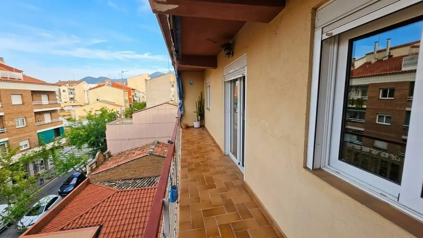Flat with terrace for sale in PROGRES