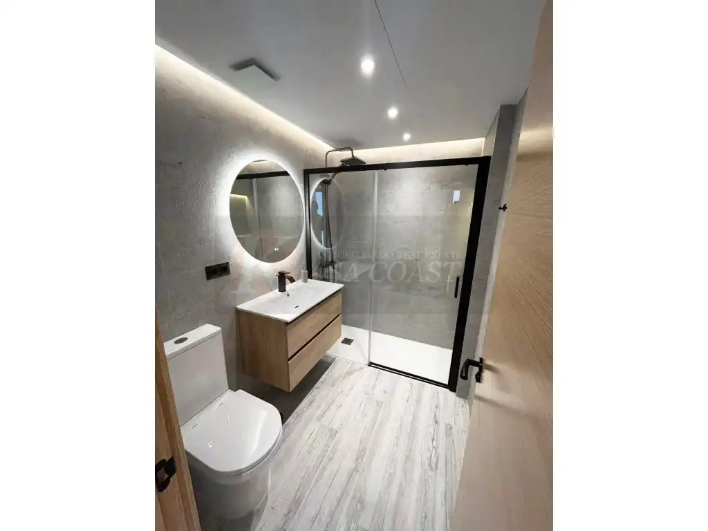 Flat with terrace for sale in Las Lagunas, imagen 11