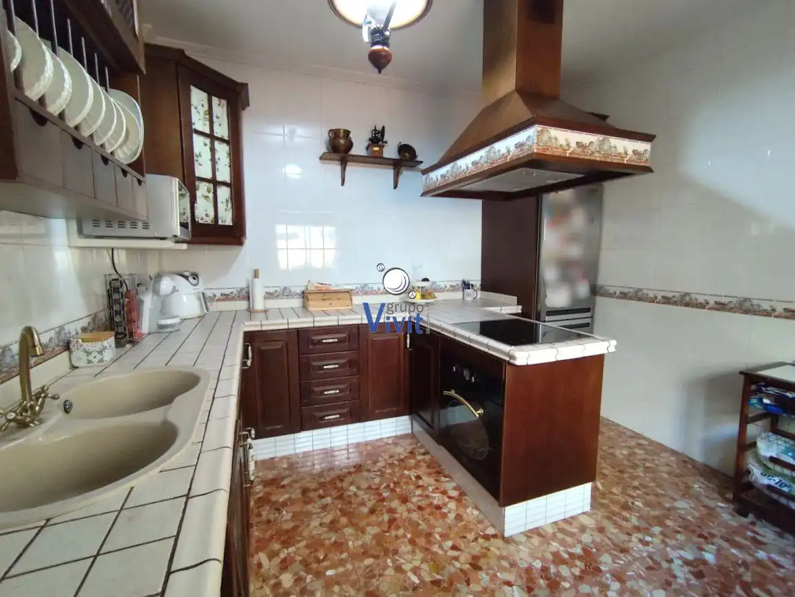 Cuina de Casa o xalet en venda en Alcalá de Guadaira amb Aire condicionat i Traster
