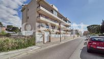 Exterior view of Flat for sale in El Vendrell  with Heating, Private garden and Terrace