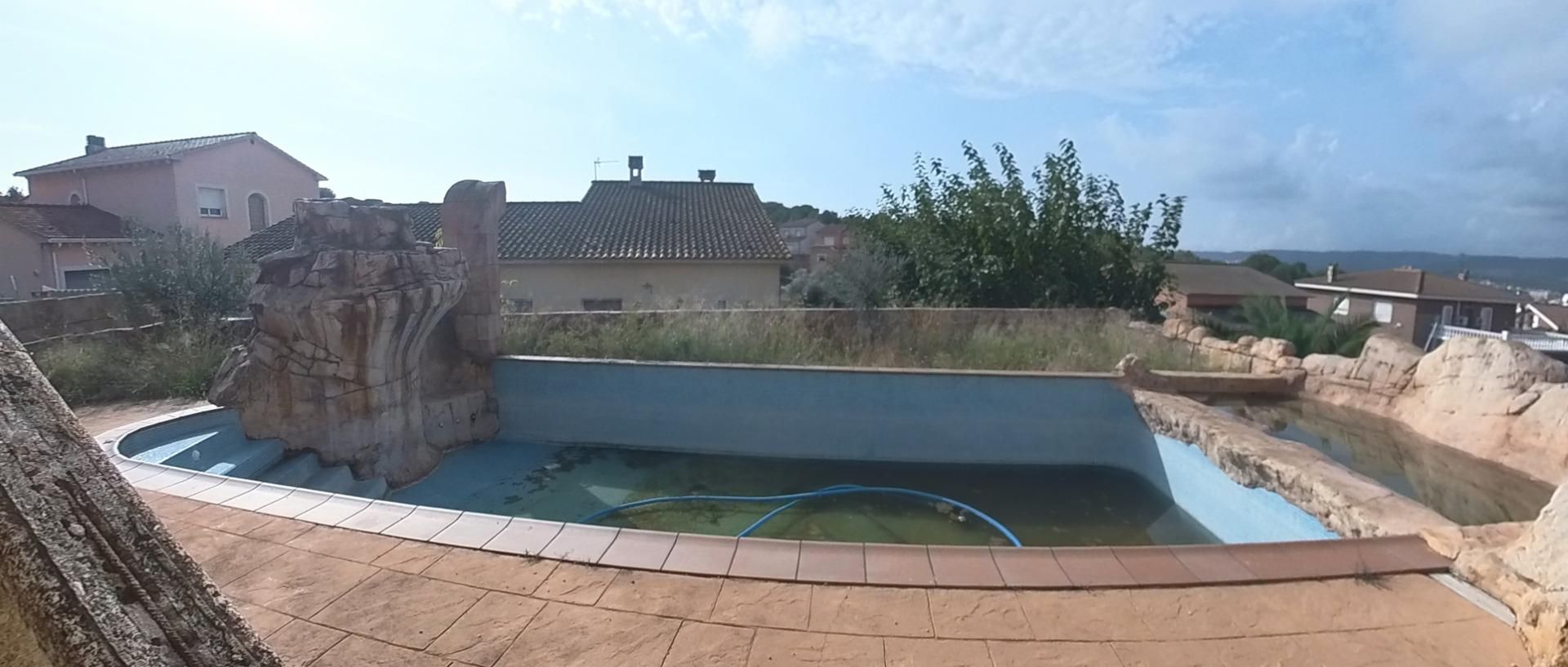 Swimming pool of House or chalet for sale in El Vendrell  with Heating and Terrace