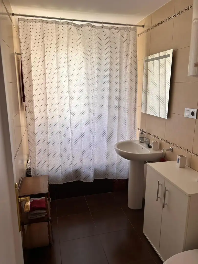 Bany de Pis en venda en Salobreña amb Terrassa, Moblat i Balcó