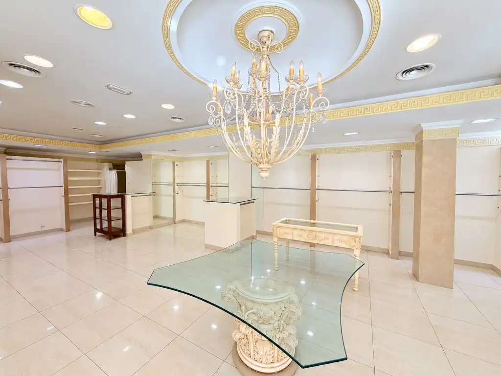 Business premises to rent in Avenida Vicente Ferri, imagen 3