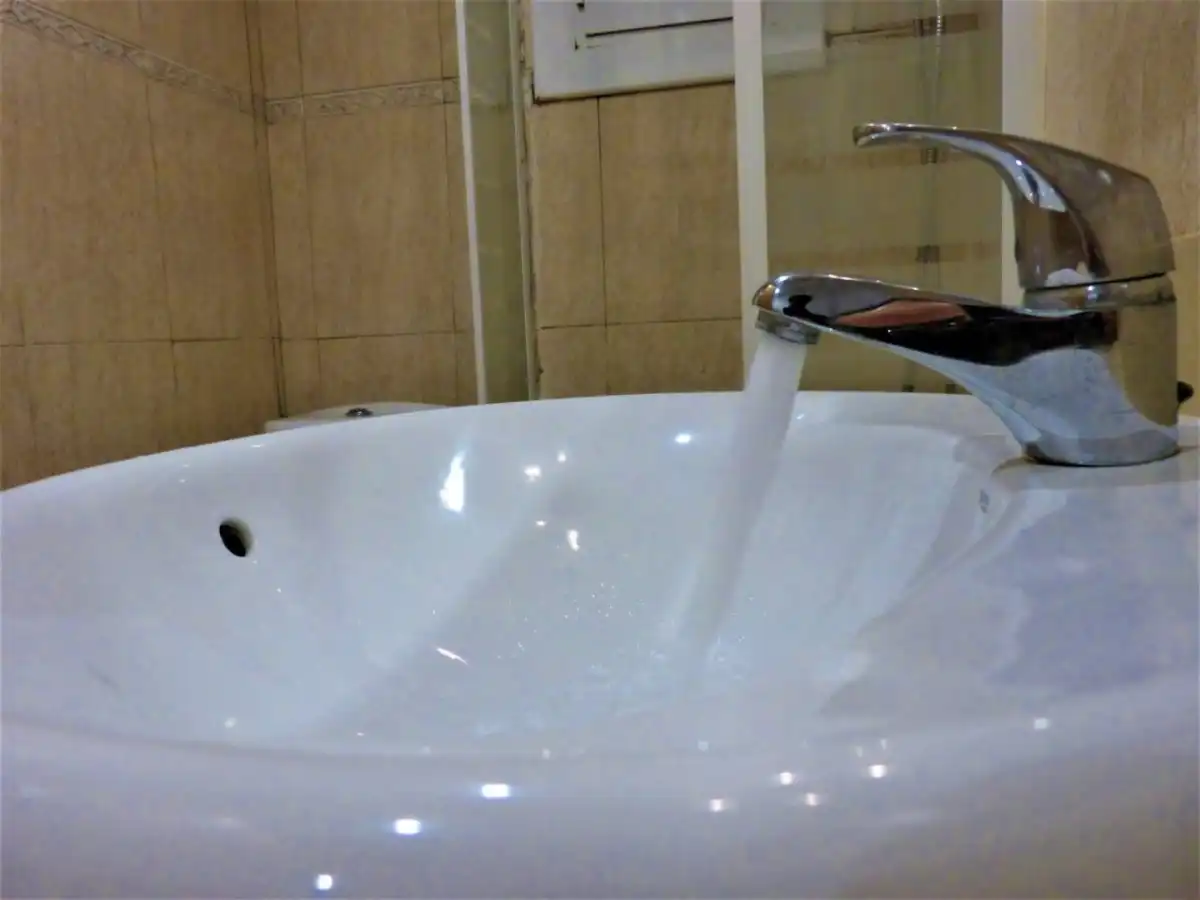 Bany de Pis en venda en Viladecans amb Aire condicionat, Parquet i Balcó