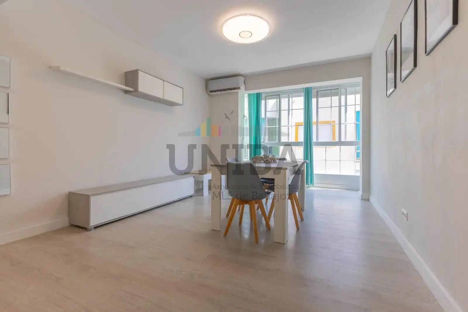 Piso en venta en Ciudad Jardín, imagen 2