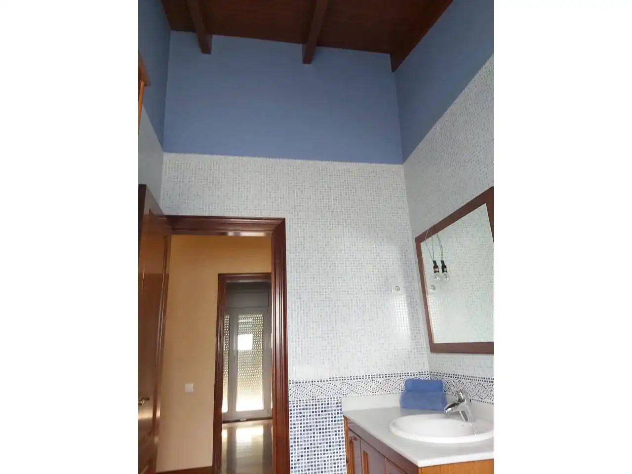 Bathroom of Houses for sale in Sant Cugat del Vallès  with Air Conditioner, Heating and Private garden