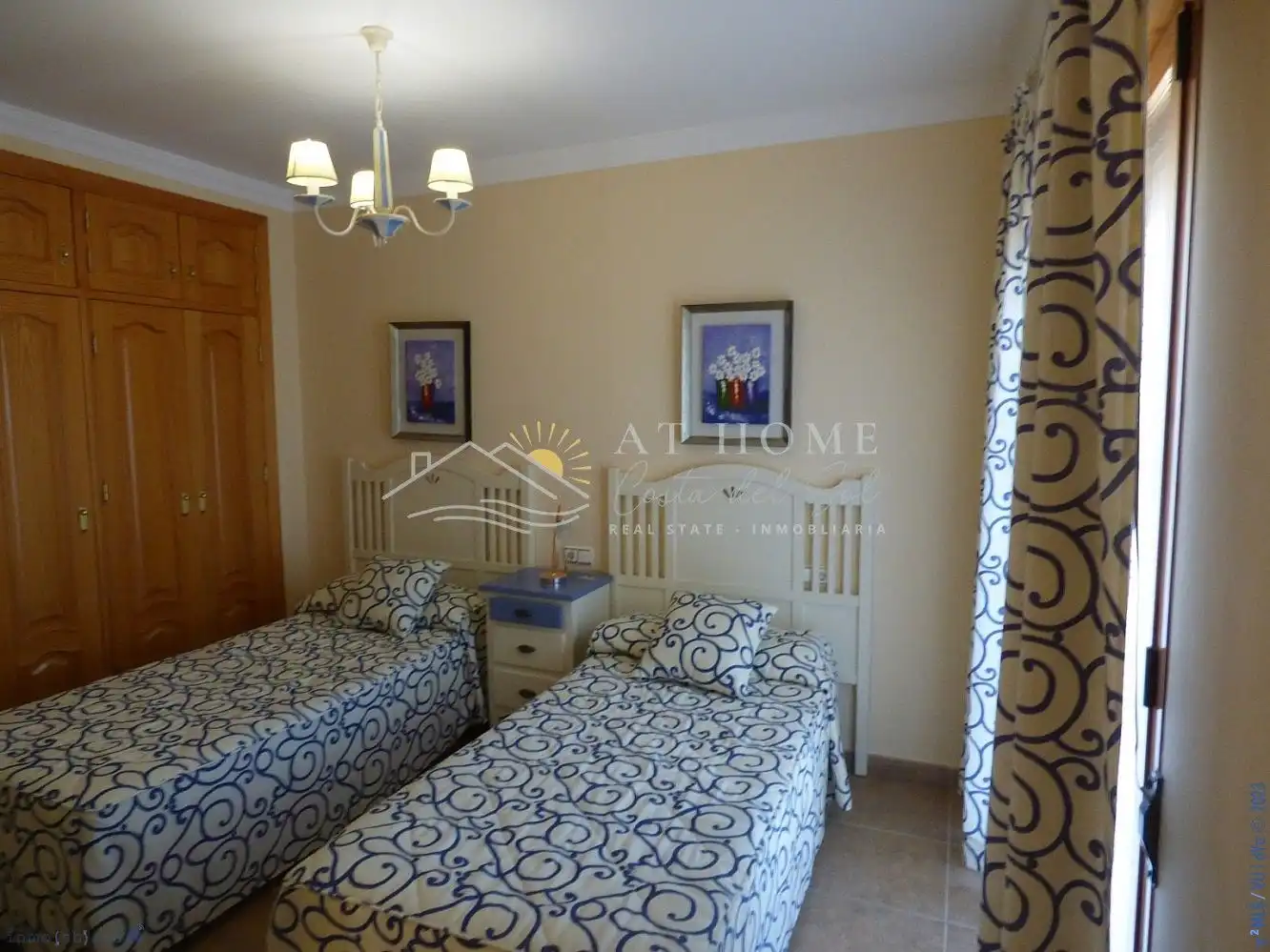 Habitación de Casa o chalet en venta en Nerja con Aire acondicionado, Calefacción y Jardín privado