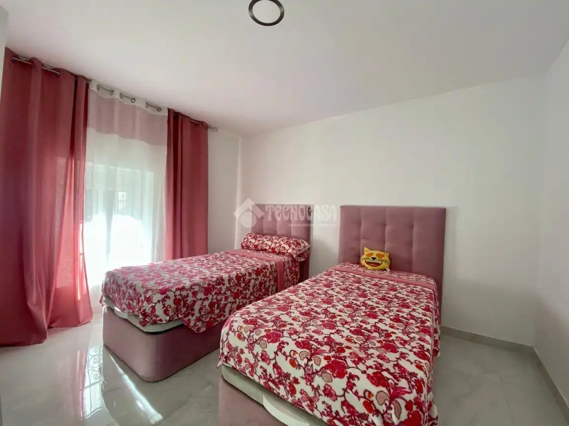 Bedroom of Detached homes for sale in Úbeda  with Air Conditioner, Heating and Terrace