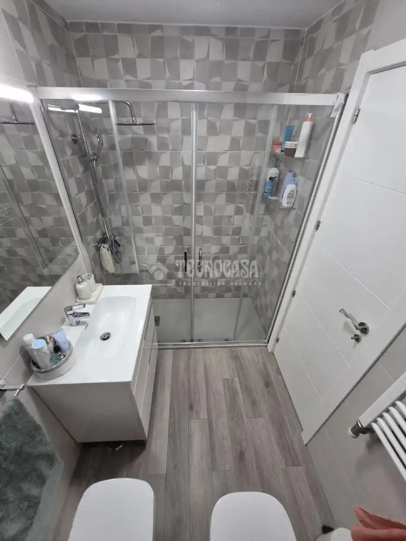 Badezimmer von Wohnung zum Verkauf in Valdemoro mit Heizung und Abstellraum