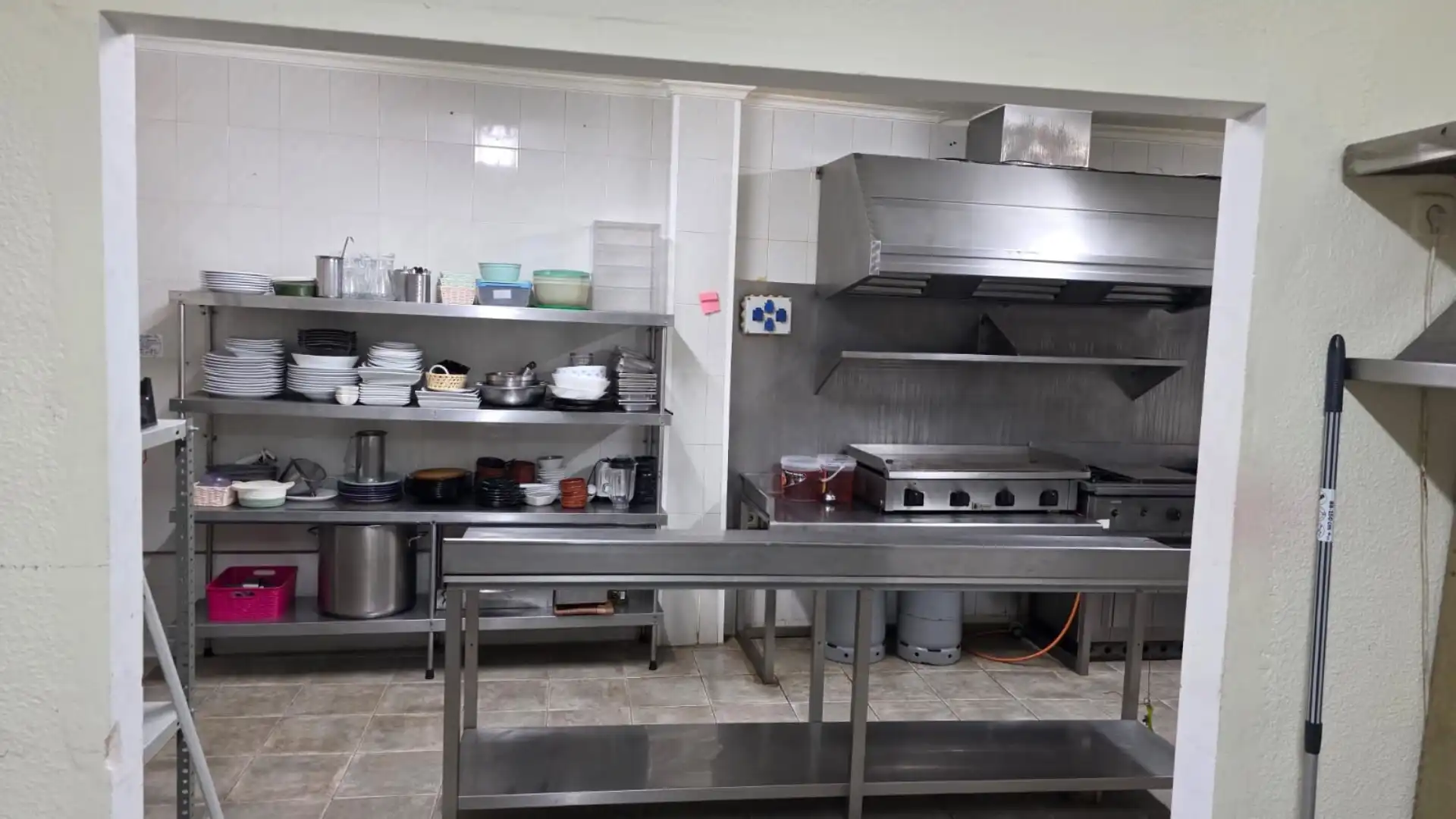 Cocina de Local en venta en Madridejos con Aire acondicionado