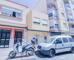 Exterior view of House or chalet for sale in  Almería Capital  with Air Conditioner, Heating and Terrace