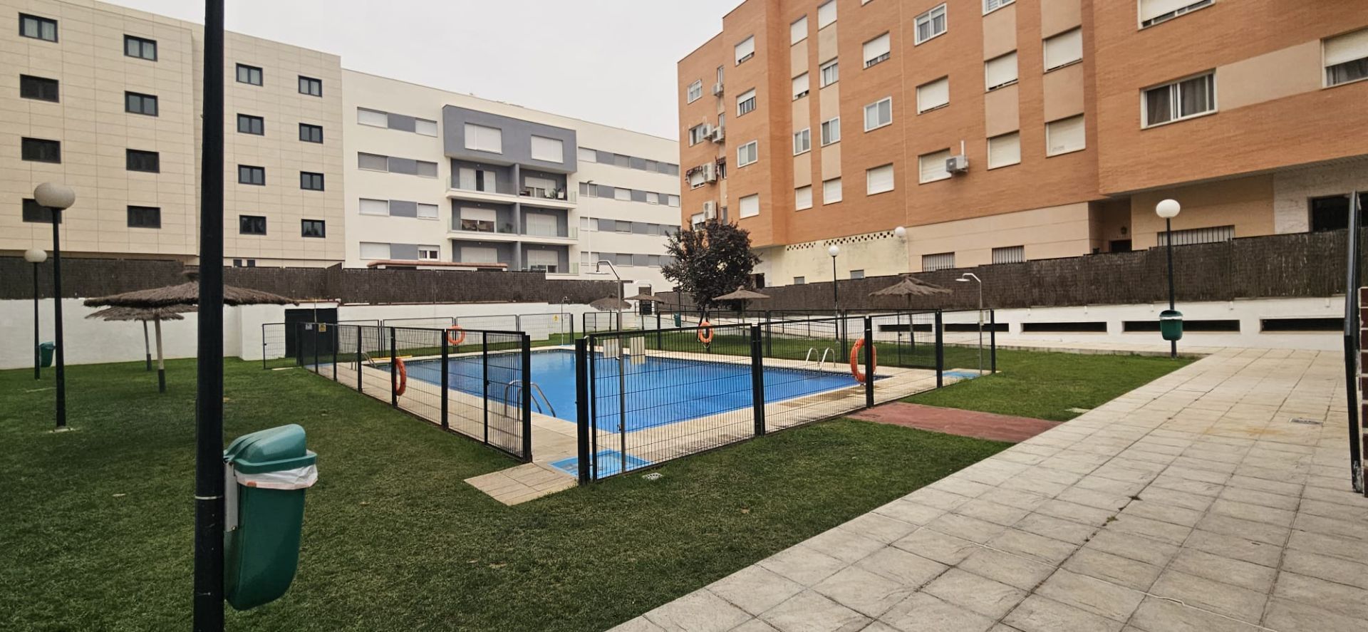 Piscina de Piso en venta en Mérida con Aire acondicionado, Calefacción y Trastero