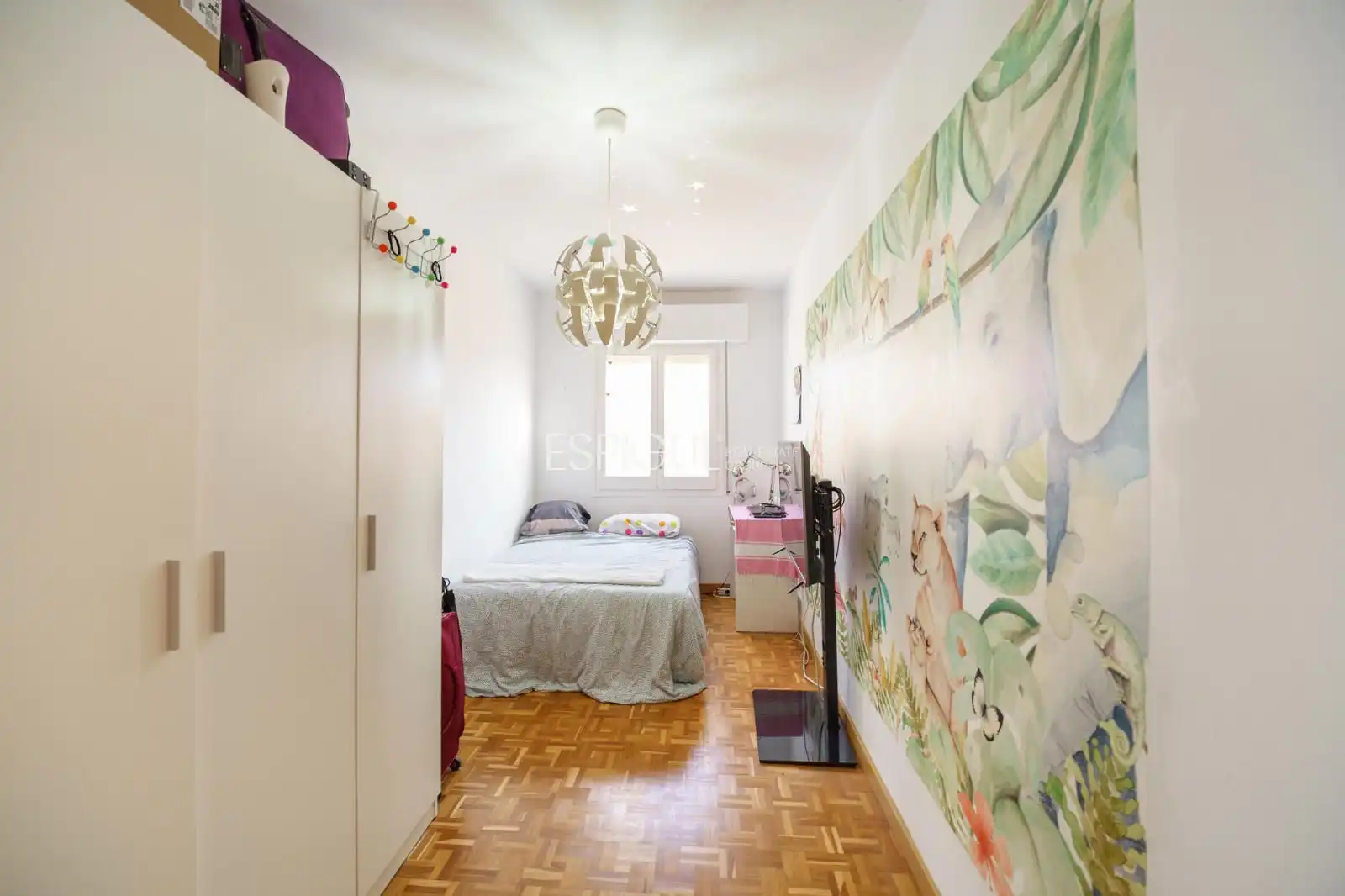 Schlafzimmer von Dachboden zum Verkauf in Barcelona mit Klimaanlage, Heizung und Terrasse