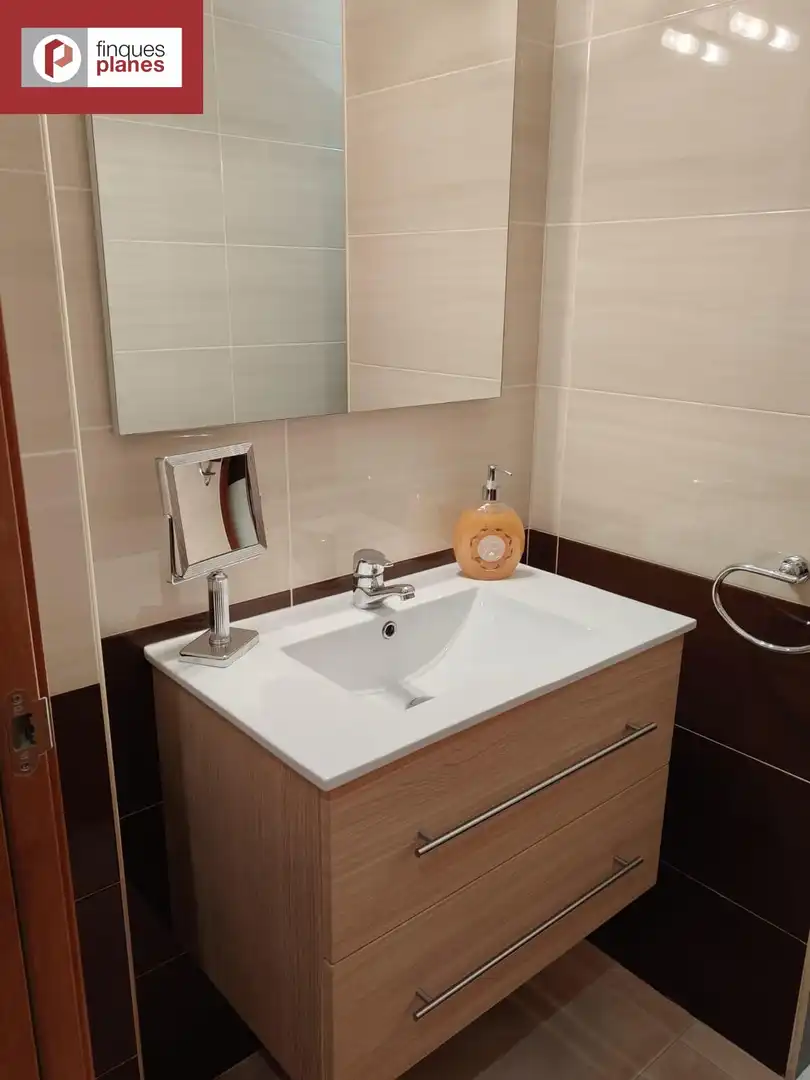 Baño de Dúplex en venta en Les Valls de Valira con Calefacción, Terraza y Amueblado
