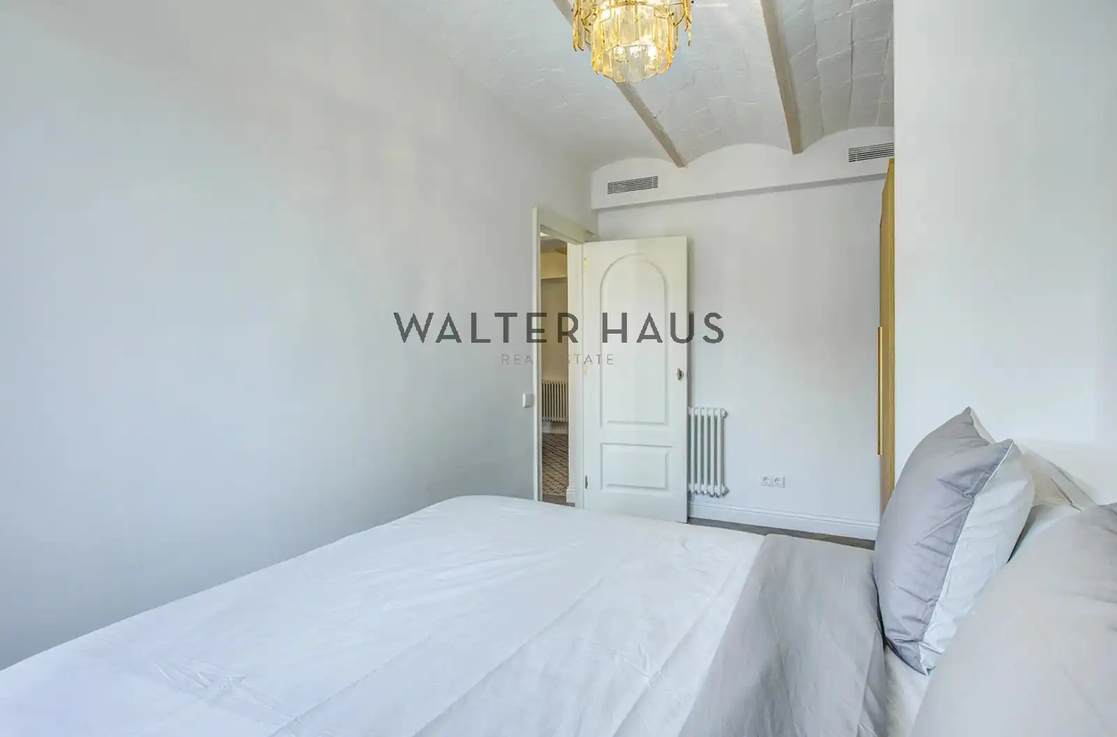 Habitación de Piso en venta en Barcelona con Terraza, Amueblado y Horno