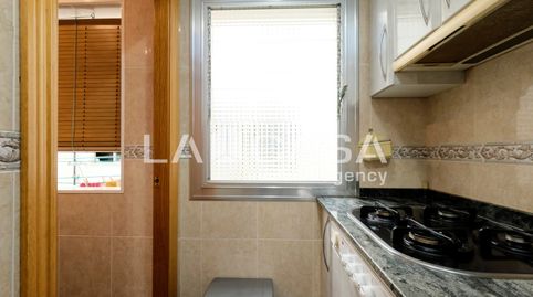 Foto 5 de Piso en venta en Porta, Barcelona Capital