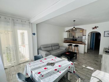 Apartament en venda a DE MIGUEL DE CERVANTES 25