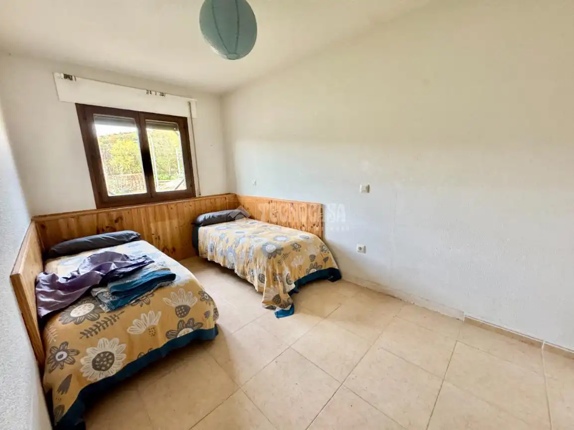Casa adosada en venda a Espinosa de Henares - pueblo