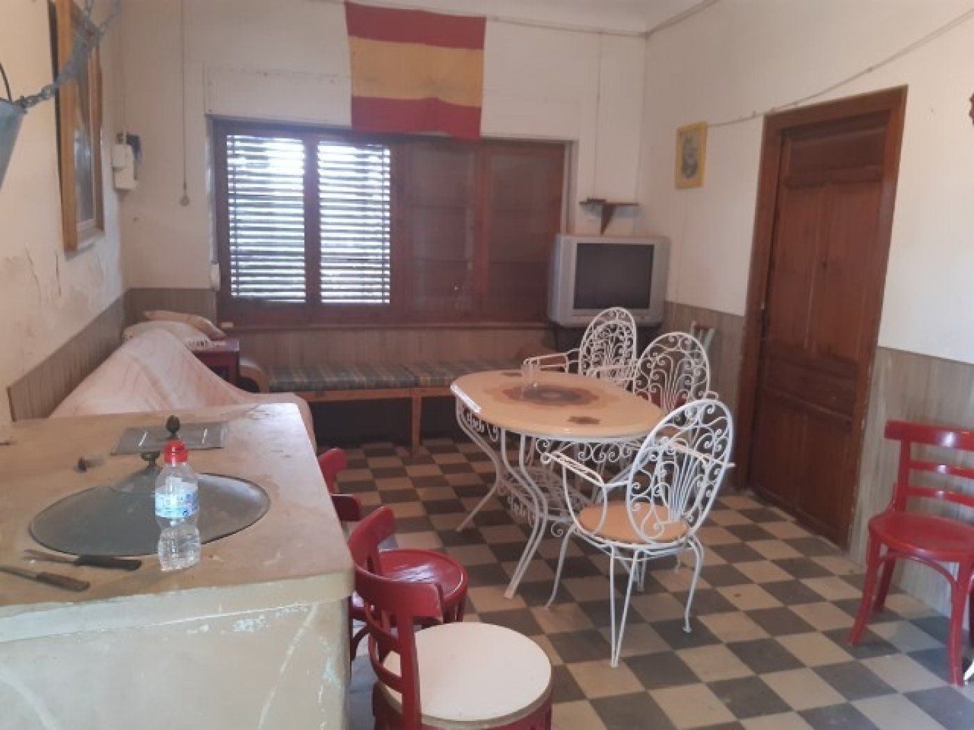 Menjador de Casa o xalet en venda en Elda amb Jardí privat, Terrassa i Piscina