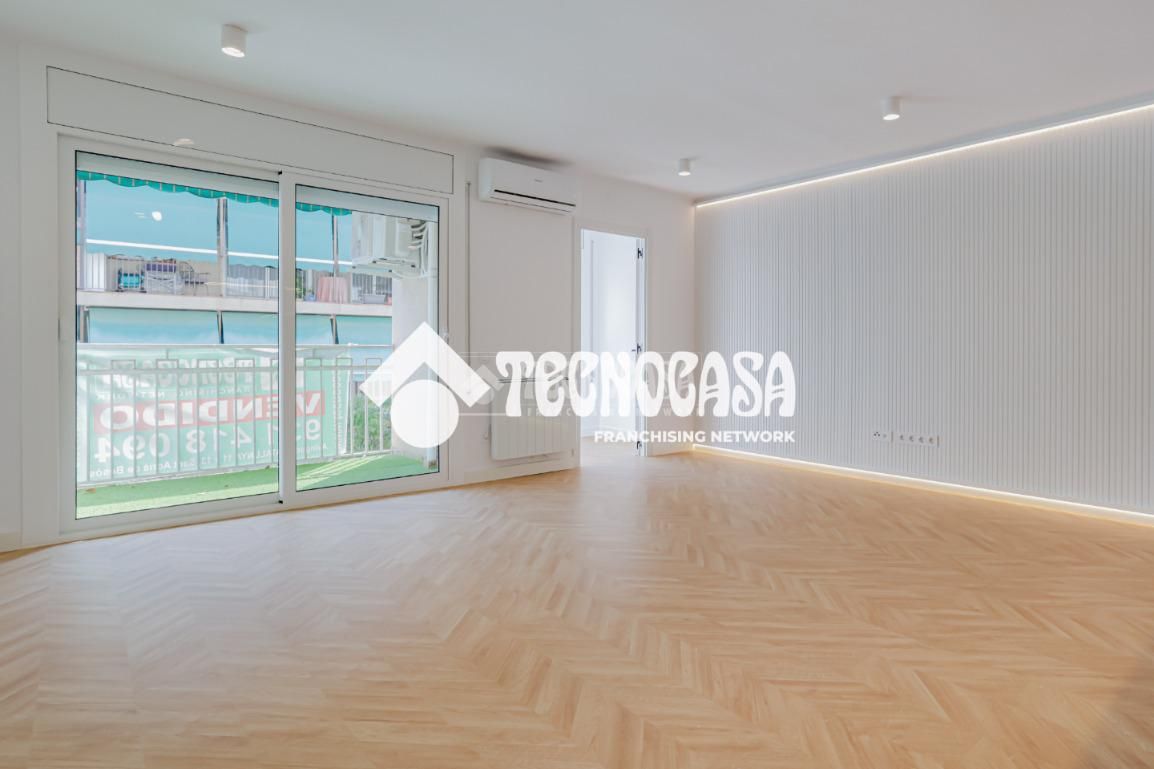Flat for sale in Sant Adrià de Besòs  with Air Conditioner, Heating and Parquet flooring