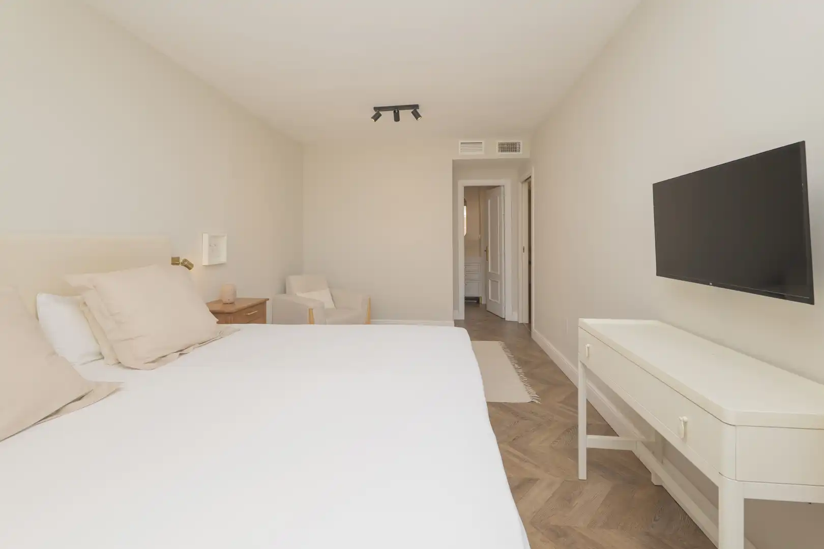 Dormitori de Pis en venda en Torremolinos amb Aire condicionat, Calefacció i Terrassa