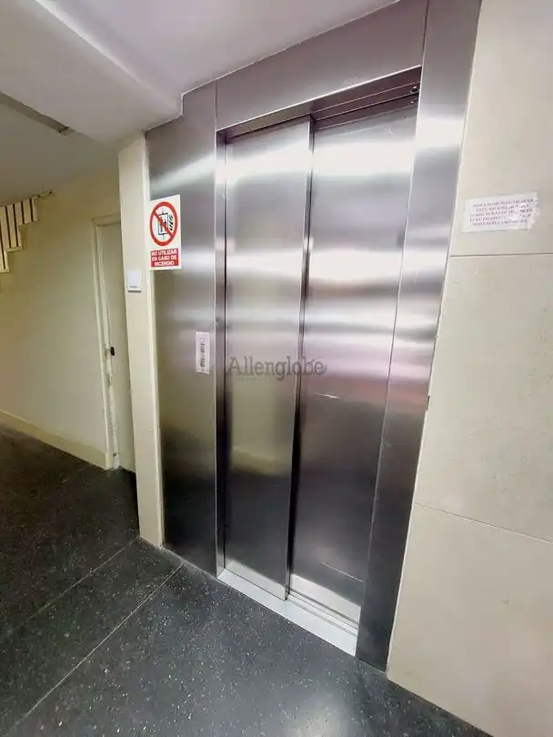 Piso en venta en Oviedo  con Calefacción