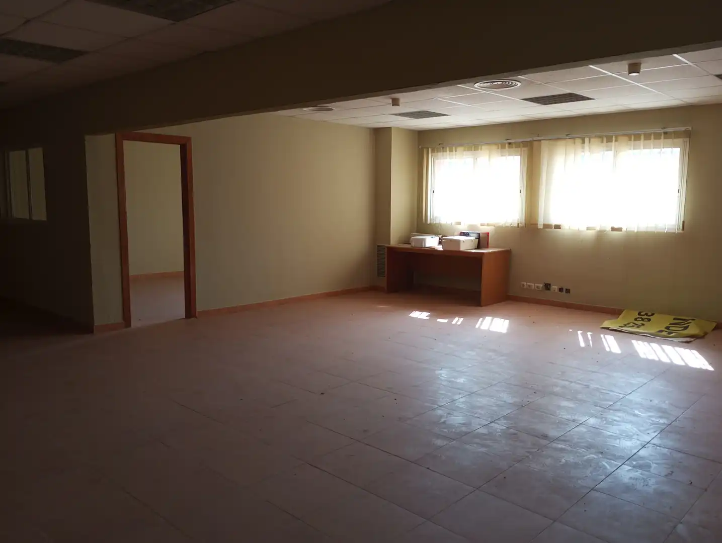 Nau industrial en venda en Épila amb Calefacció i Alarma