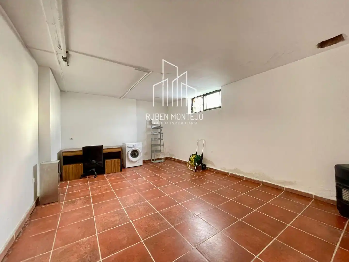 Casa adosada en venta en Doñinos de Salamanca con Calefacción, Jardín privado y Trastero