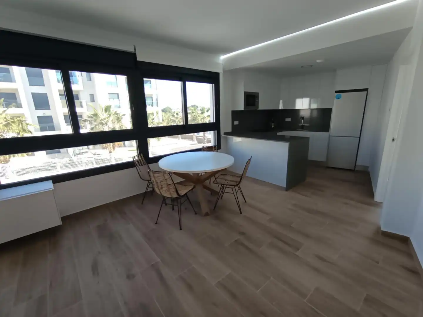 Cuina de Apartament en venda en Orihuela amb Aire condicionat, Terrassa i Moblat