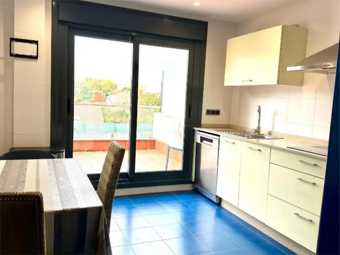 Küche von Wohnung zur Miete in Vilagarcía de Arousa mit Klimaanlage, Schwimmbad und Balkon