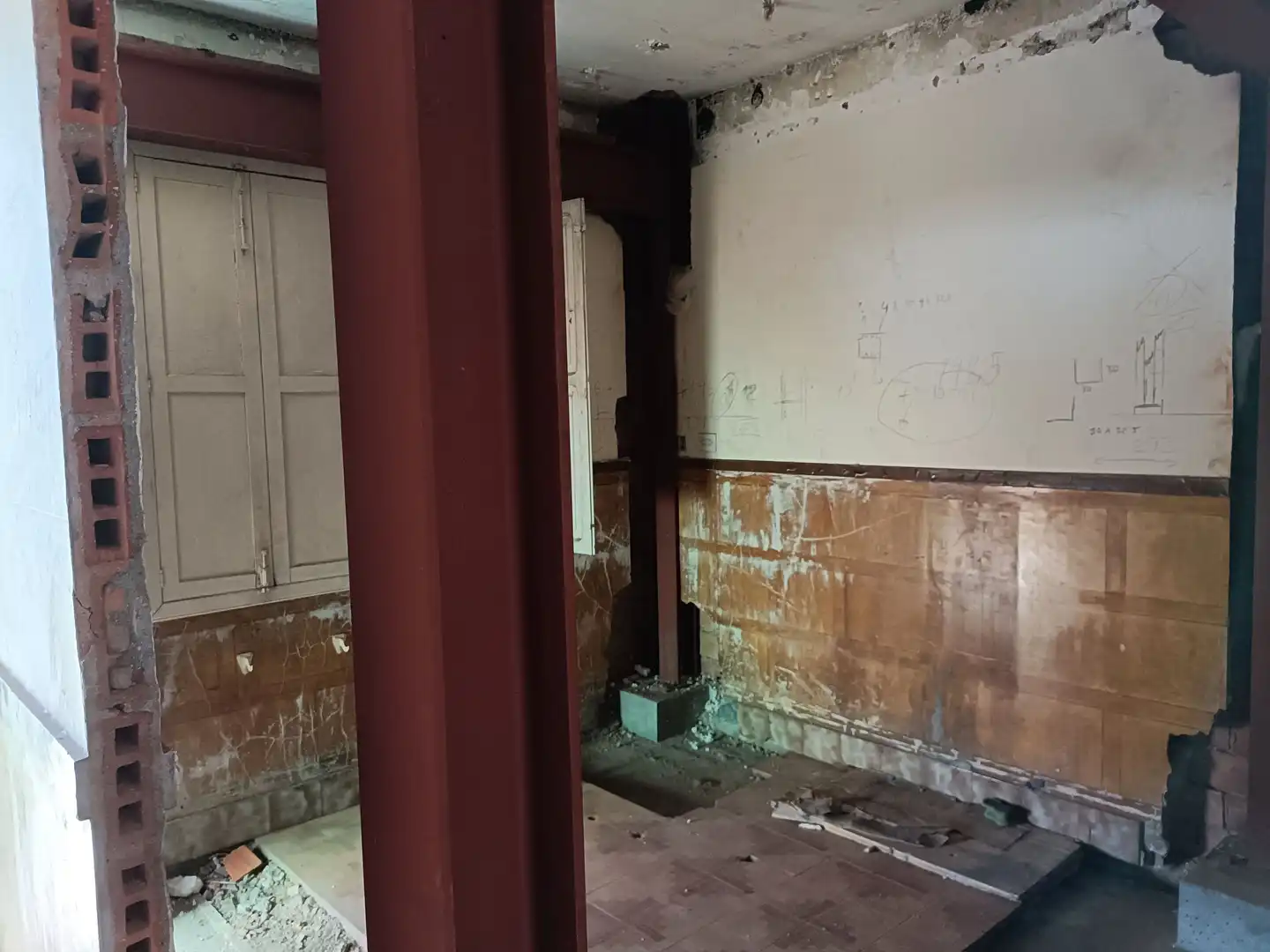 Casa o xalet en venda en Bergondo amb Jardí privat i Traster