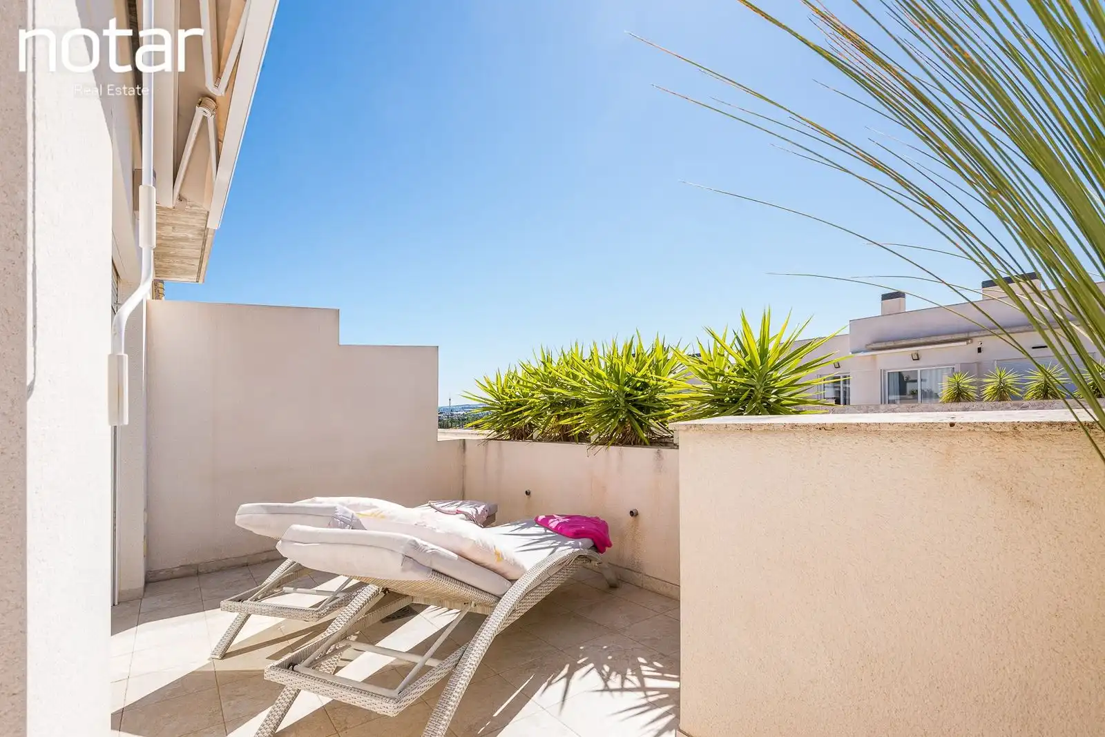 Terrassa de Casa adosada en venda en Torrevieja amb Jardí privat, Terrassa i Piscina