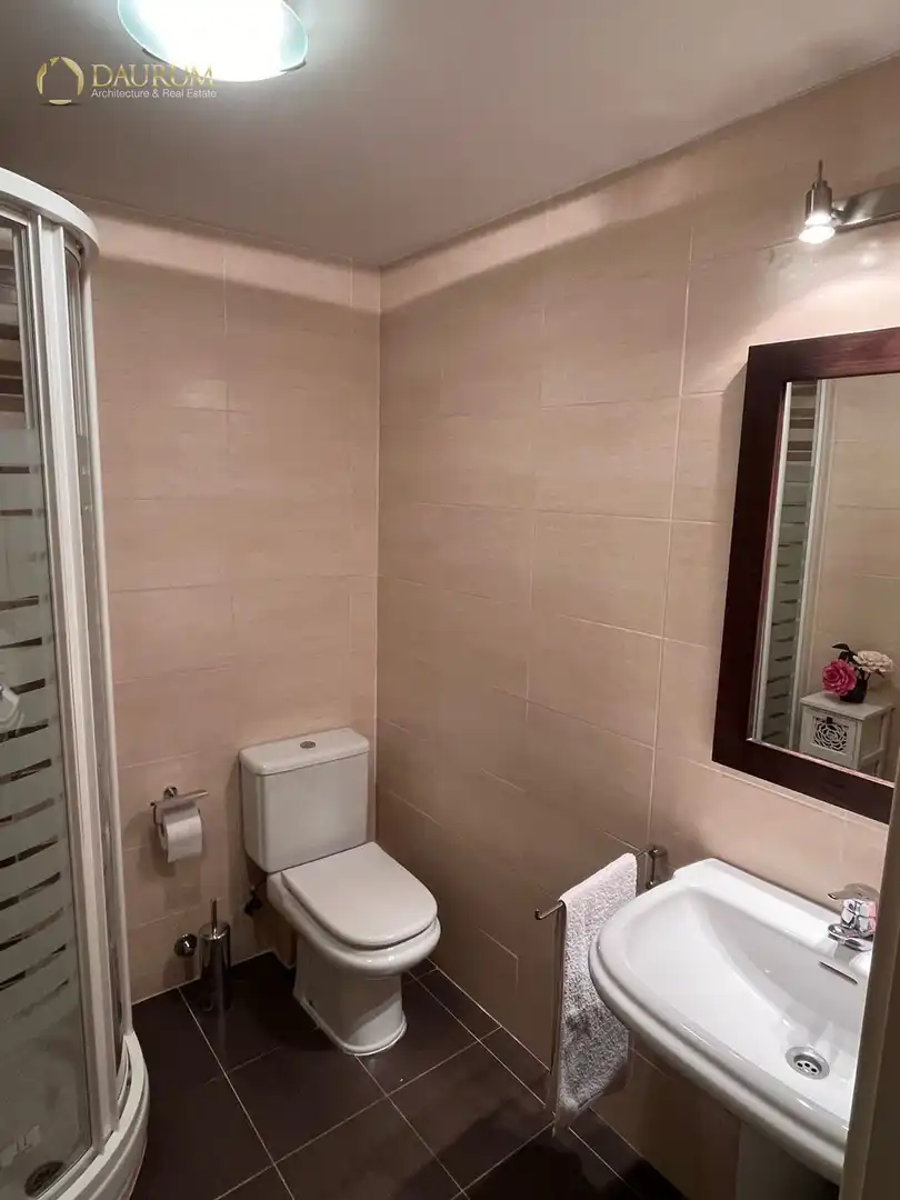 Flat with lift for sale in Doce de Octubre, imagen 9