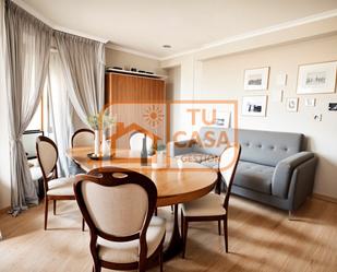 Living room of Flat for sale in Cáceres Capital  with Air Conditioner, Heating and Parquet flooring