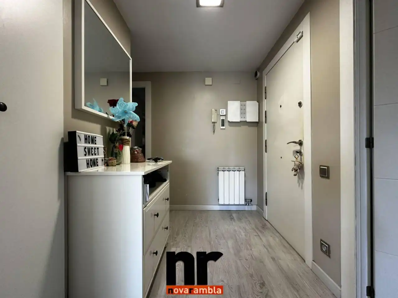 Wohnung zur Miete in Rambla Pinetons, Can Clos - Pinetons