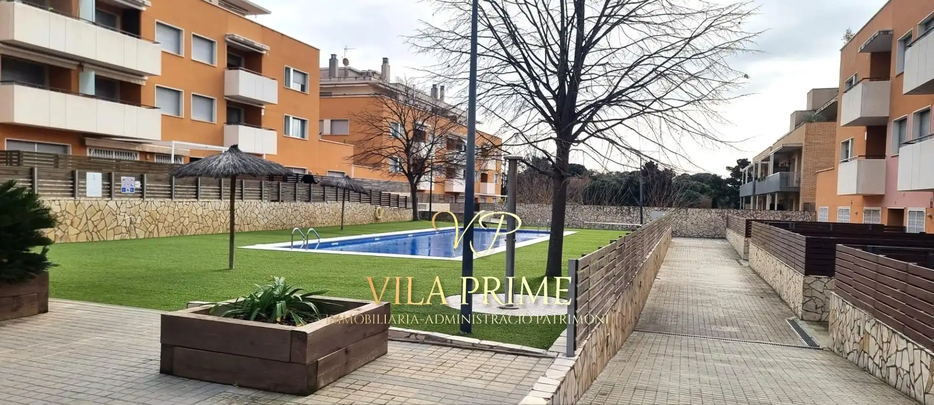 Piscina de Dúplex en venda en Sant Feliu de Guíxols amb Aire condicionat, Calefacció i Jardí privat