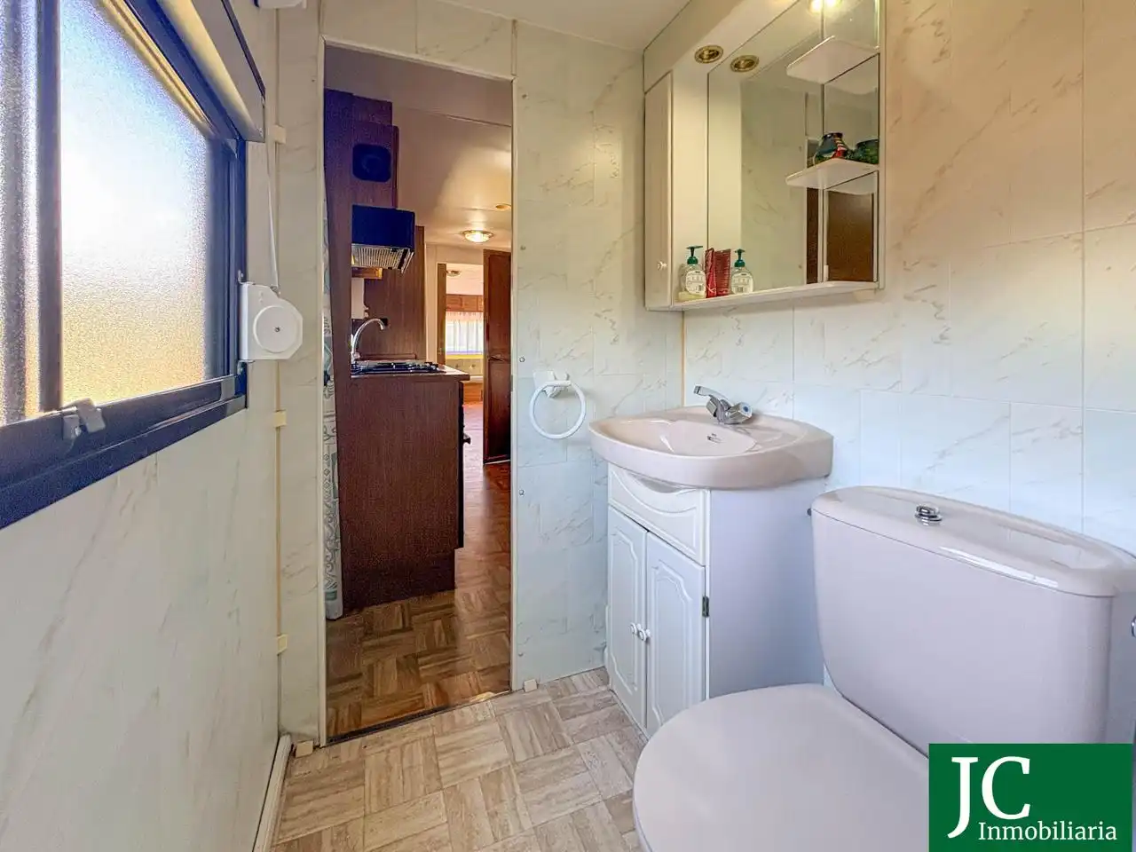 Bathroom of Houses for sale in Bárcena de Cicero  with Private garden, Storage room and Furnished