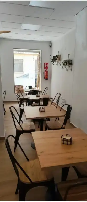 Local en traspas en Alzira amb Aire condicionat, Calefacció i Terrassa