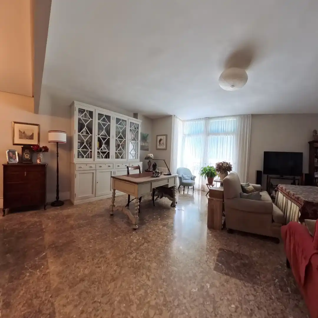 Sala de estar de Piso en venta en Sevilla con Aire acondicionado, Calefacción y Trastero