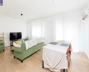 Bedroom of Flat for sale in  Granada Capital  with Air Conditioner, Terrace and Balcony