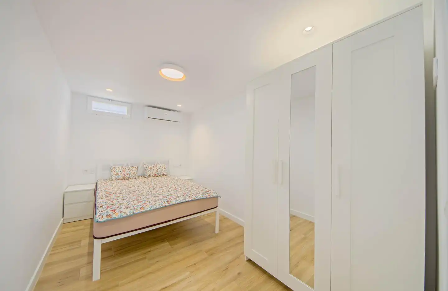 Schlafzimmer von Geschaftsraum zum Verkauf in  Palma de Mallorca mit Klimaanlage