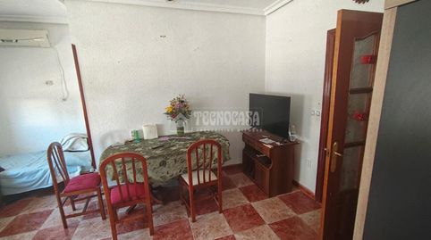 Foto 2 de Piso en venta en Mengíbar, Jaén