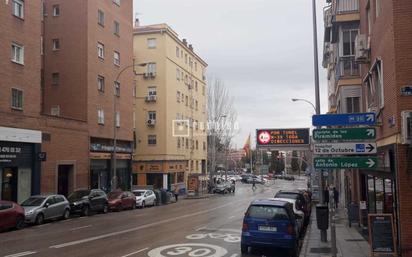 Exterior view of Premises to rent in  Madrid Capital  with Air Conditioner