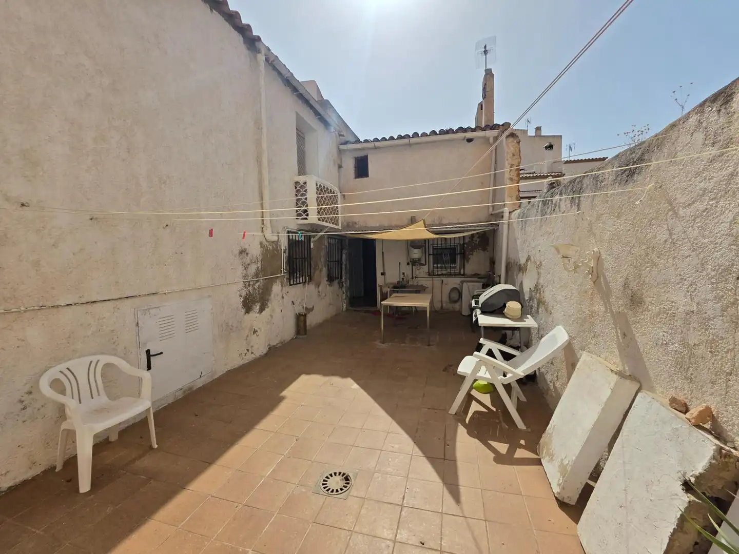 Vista exterior de Finca rústica en venda en L'Alfàs del Pi amb Traster