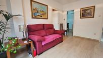 Living room of Flat for sale in Cornellà de Llobregat