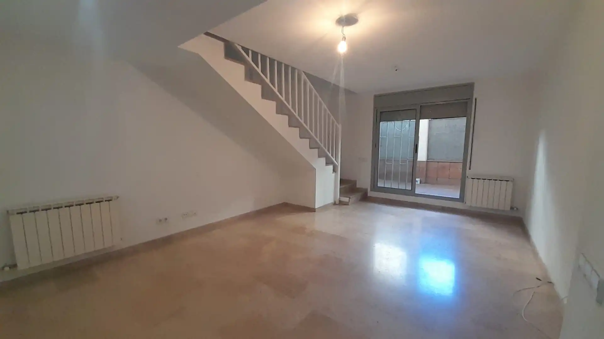 Dúplex en venta en Sant Boi de Llobregat con Calefacción