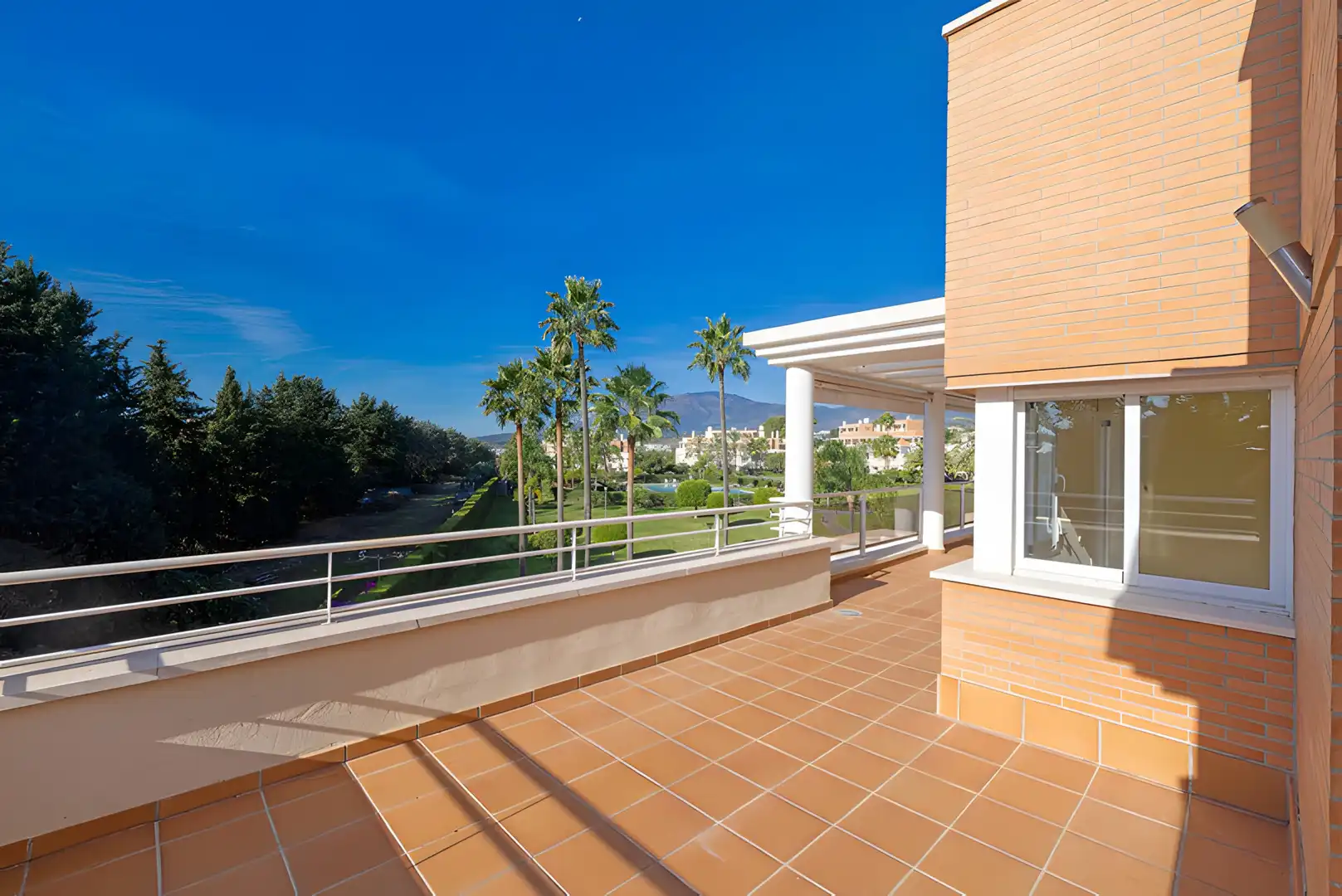 Àtic amb piscina en venda a Estepona Pueblo, imagen 31
