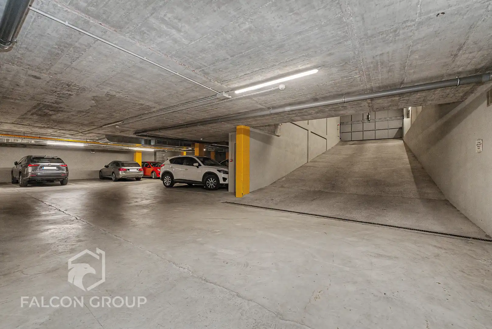Parking of Flat for sale in Vilanova i la Geltrú  with Air Conditioner, Heating and Parquet flooring