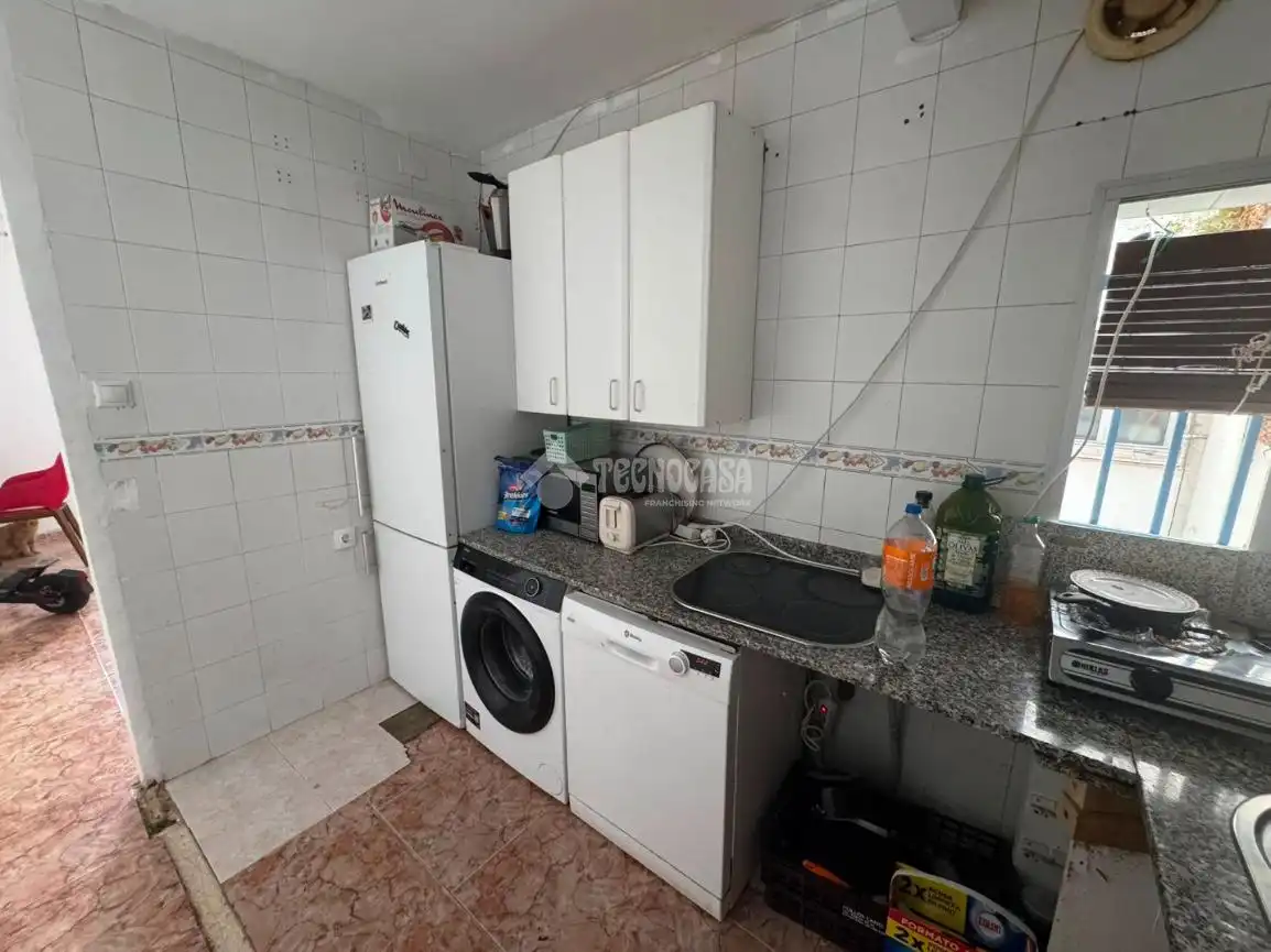 Cuina de Pis en venda en Sevilla amb Aire condicionat